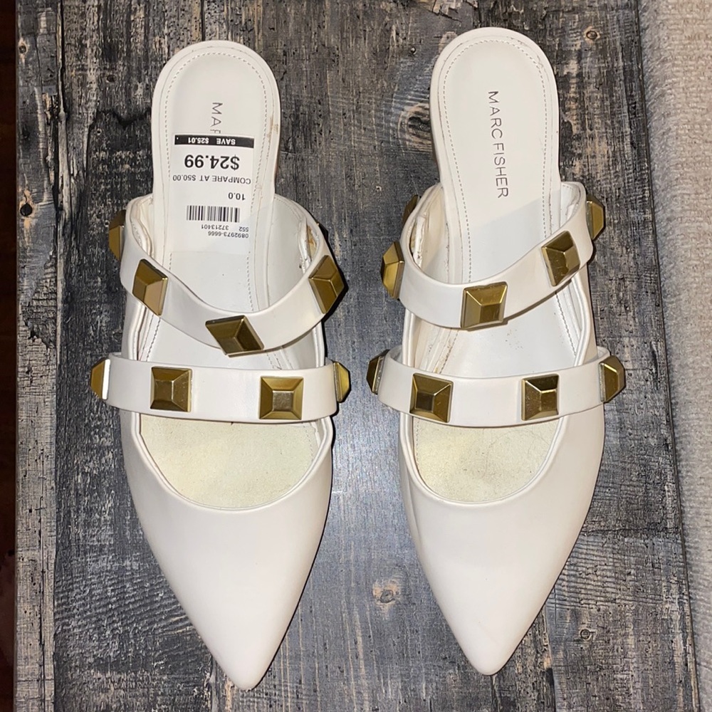 Marc Fisher white gold studded flats size 10